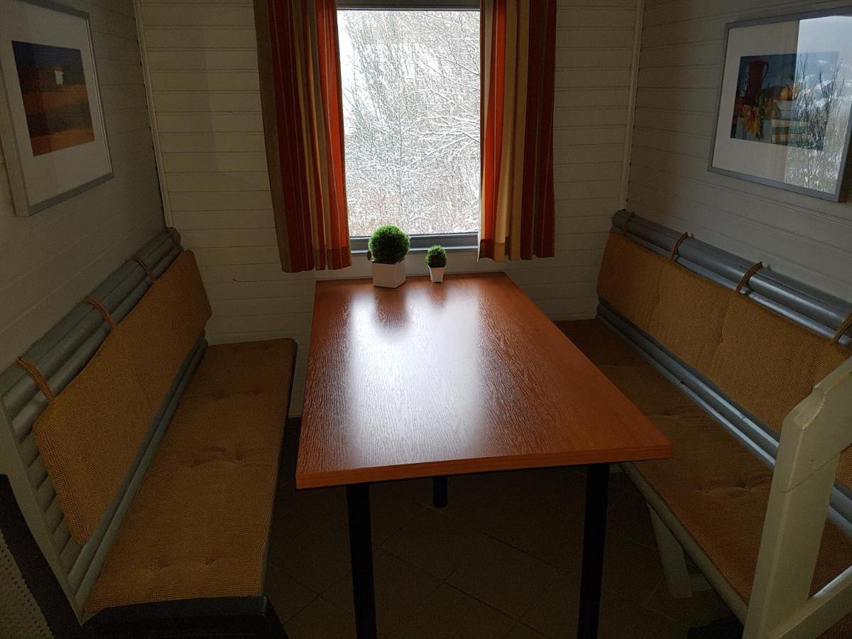Ferienhaus Im Seepark Kirchheim كيرشهيم المظهر الخارجي الصورة